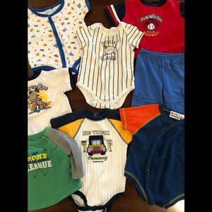 Boy’s mystery box 0-3 months